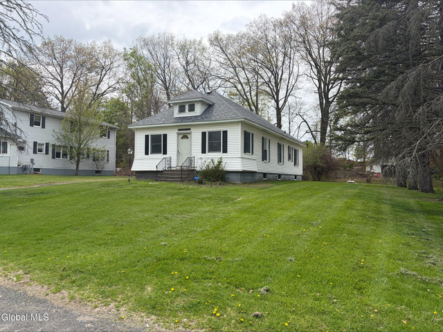 5 Mockingbird Hill - Photo 1