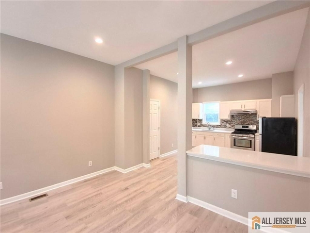 60 Main Street - Photo 1