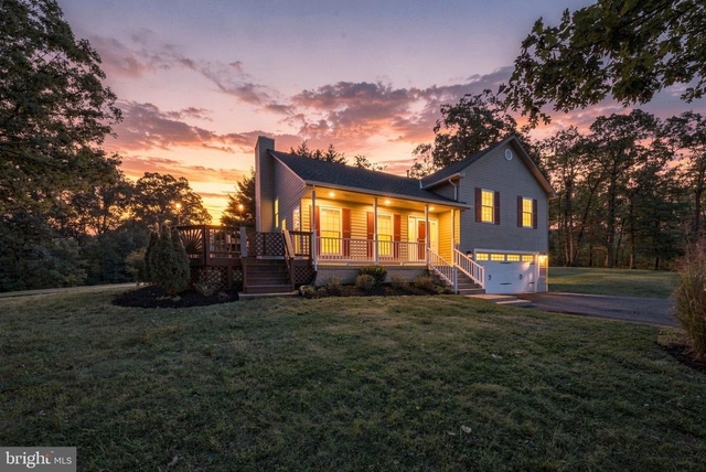 7678 Greenwood Way - Photo 1