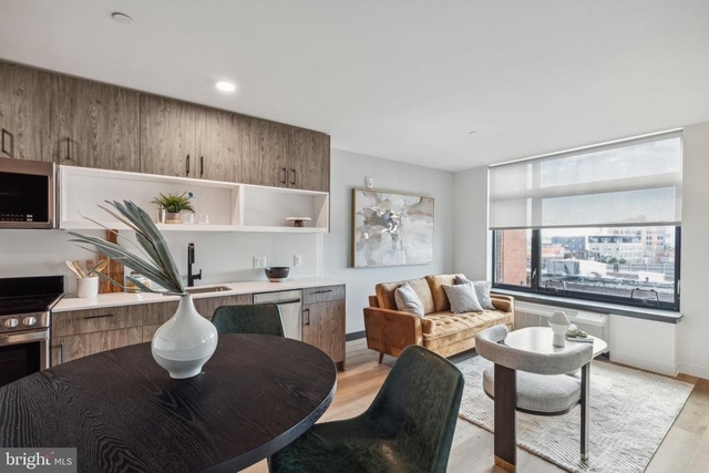 1122 Frankford Avenue - Photo 1