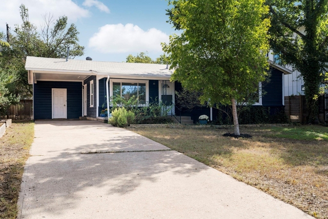 4503 Garnett St - Photo 1