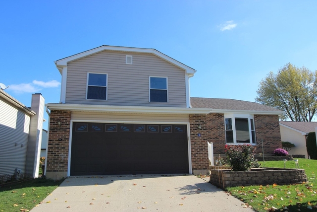 9 Warwick Court - Photo 1