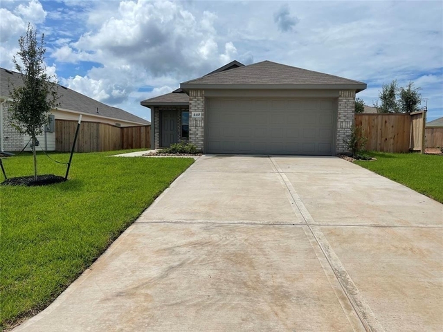 440 Jewett Meadow Drive - Photo 1