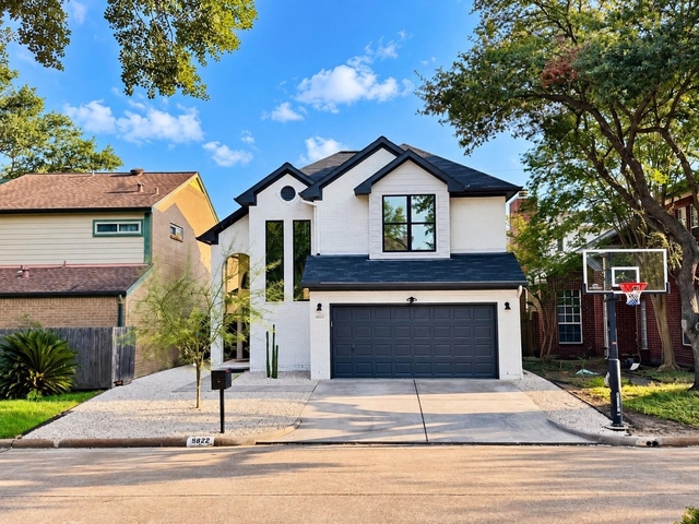 9822 Oak Point Drive - Photo 1