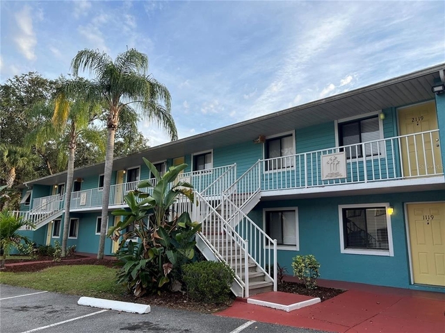 2777 N Poinciana Boulevard - Photo 1