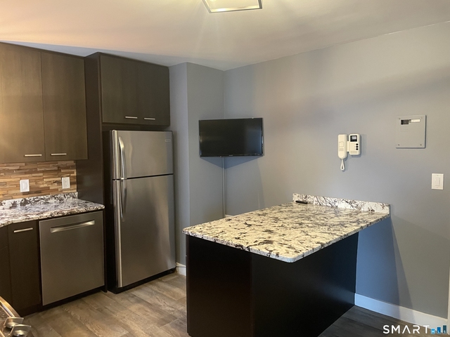 20 Outlook Avenue - Photo 1