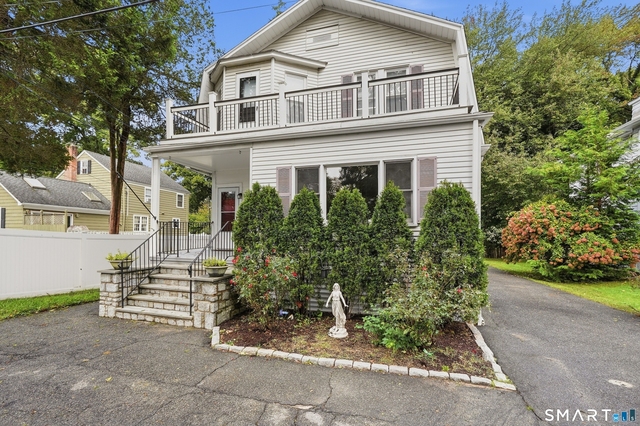144 Flushing Avenue - Photo 1