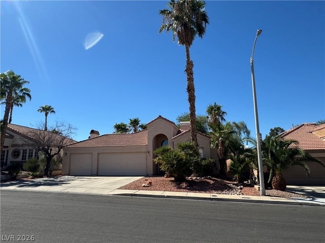 19 Sandwedge Drive - Photo 1