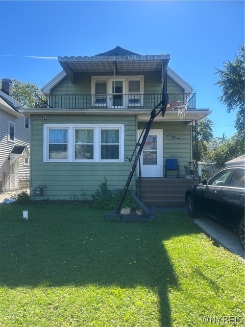354 Shepard Avenue - Photo 1