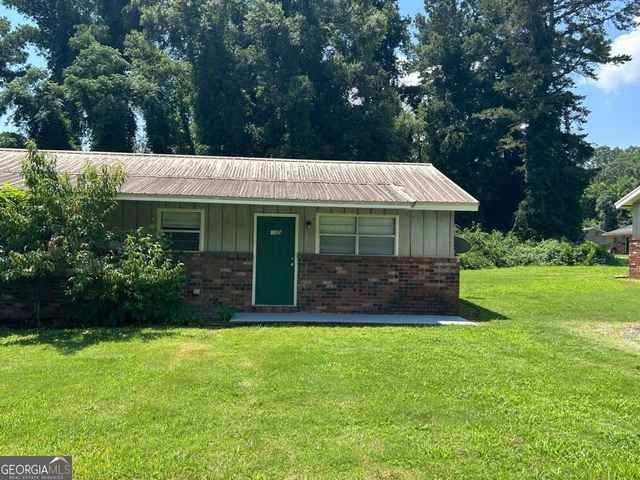 132 Candler Court - Photo 1