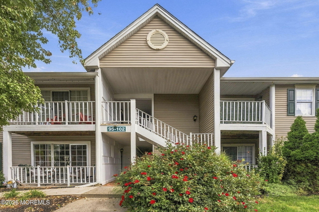 101 Beaumont Court - Photo 1