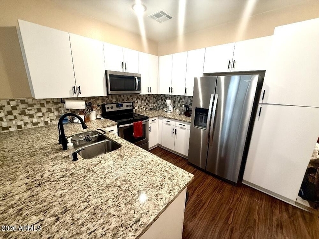 2329 E Huntington Drive - Photo 1