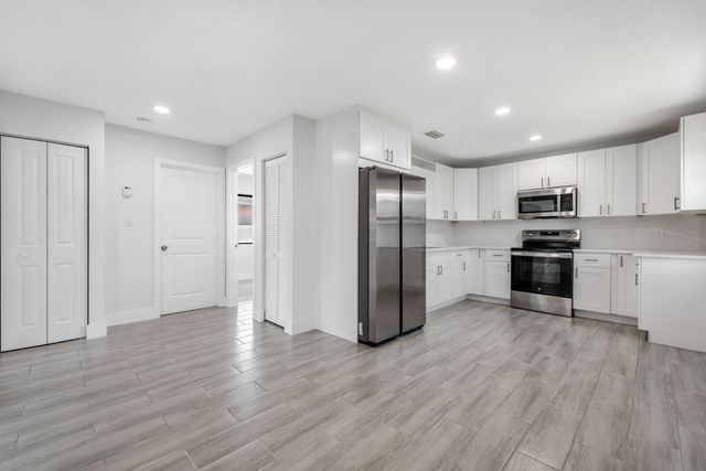 220 Jackson Avenue - Photo 1