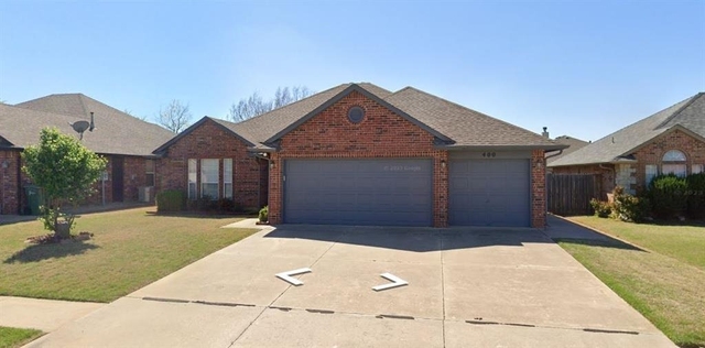 400 Amanda Drive - Photo 1