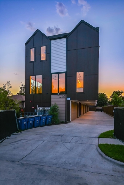2247 Mail Avenue - Photo 1