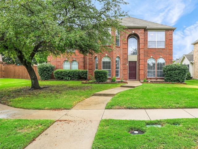 7419 Ravenhill Drive - Photo 1