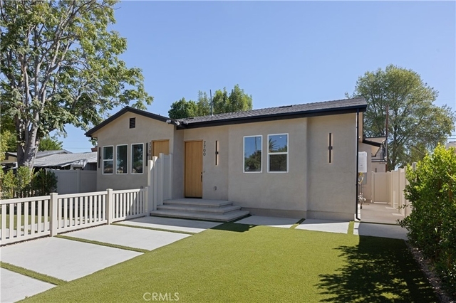 7700 Lasaine Avenue - Photo 1
