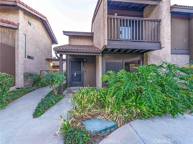 189 S Hollenbeck - Photo 1