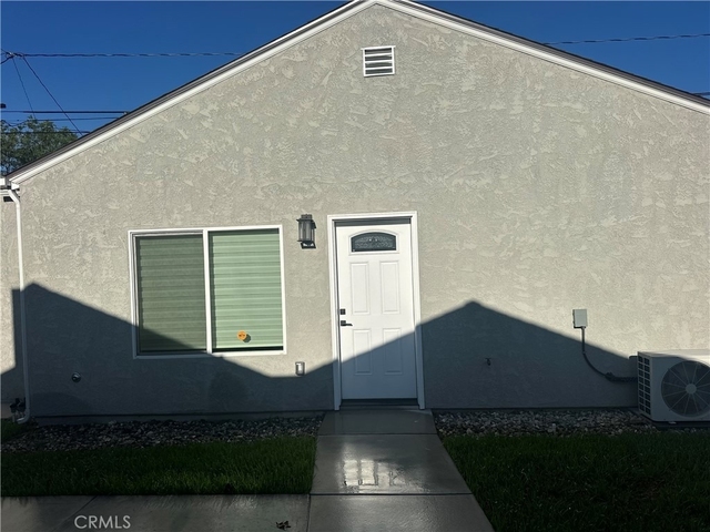 11439 Freer St - Photo 1