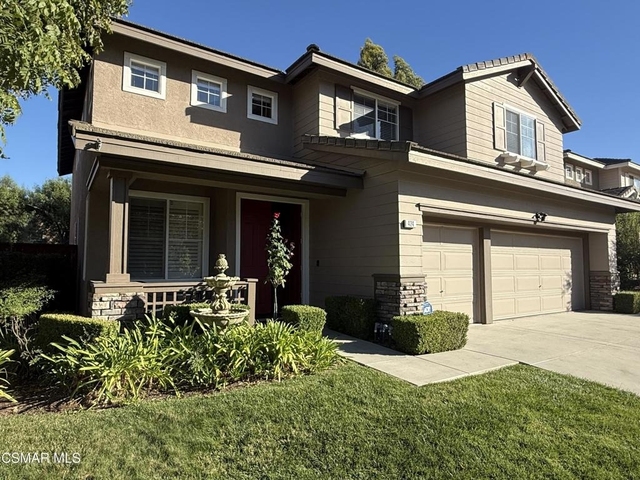 424 Knollwood Drive - Photo 1