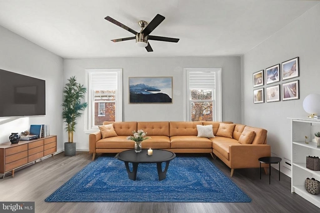 1735 W Oxford Street - Photo 1