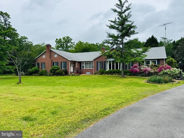 21500 Point Lookout Road - Photo 1