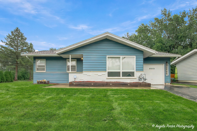 41073 N 3rd Street - Photo 1