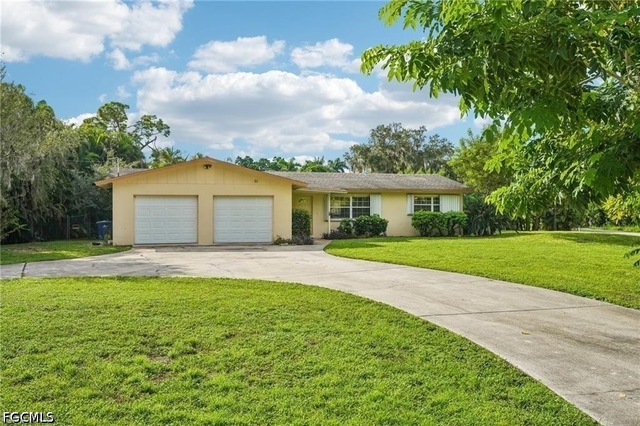 51 Lagoon Drive - Photo 1