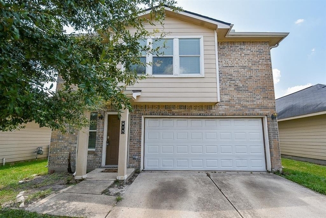 815 Darbydale Crossing Lane - Photo 1