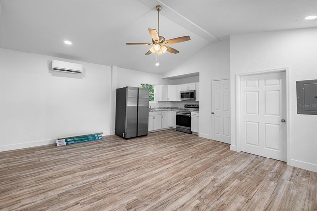 614 Howell Avenue - Photo 1