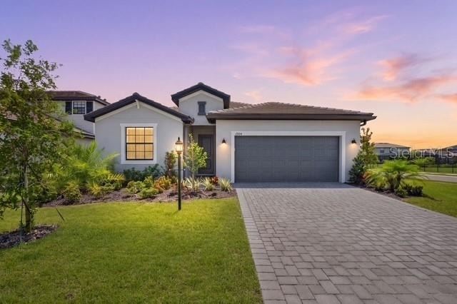15104 Oxford Grey Drive - Photo 1