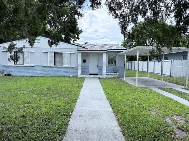 16100 Ne 10th Avenue - Photo 1