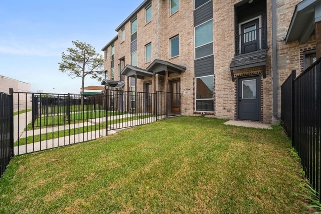 1603 Mignon Drive - Photo 1