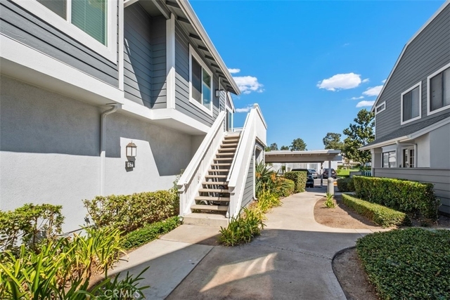 63 Huntington - Photo 1