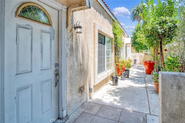 7275 Fountain Avenue - Photo 1