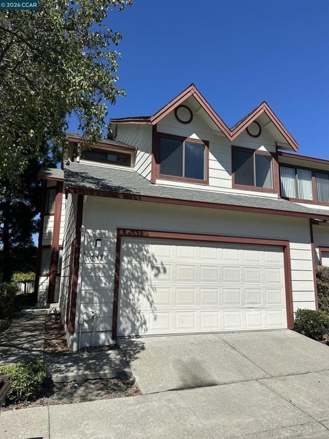 449 Dohrmann Ln - Photo 1