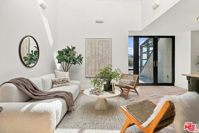 17351 W Sunset Boulevard - Photo 1