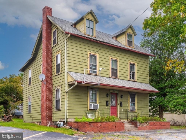 2635 W Chester Pike - Photo 1