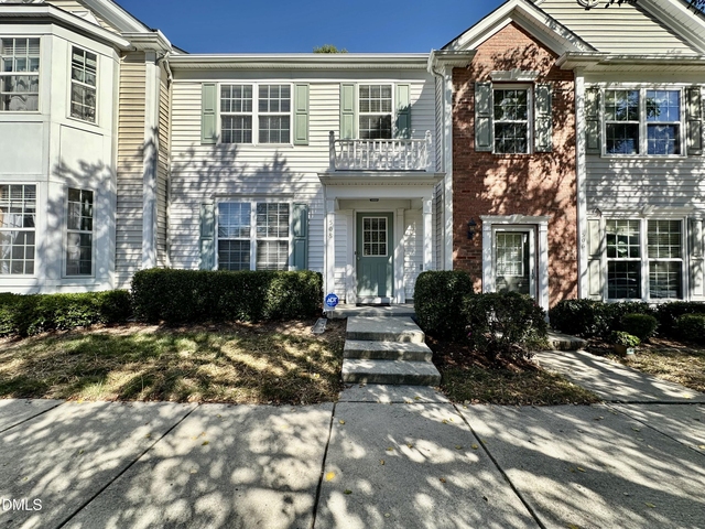 508 Canyon Lake Circle - Photo 1