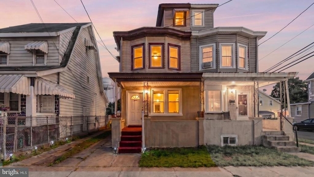 1427 Hamilton Avenue - Photo 1