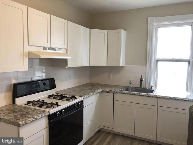 2735 Main Street - Photo 1