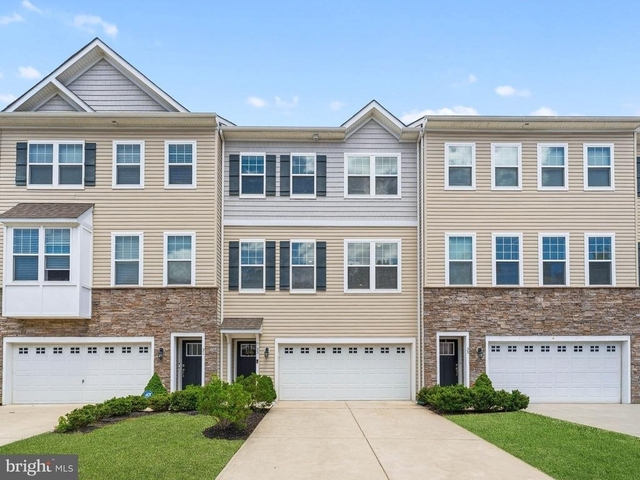 33 Sullivan Way - Photo 1