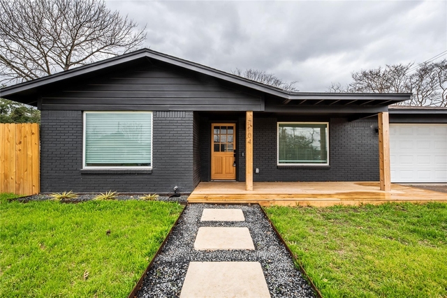 7104 Twin Crest Dr - Photo 1