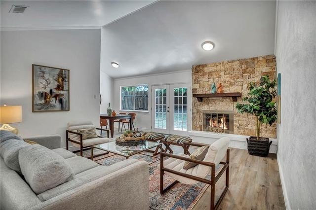 2416 Village Walk - Photo 1