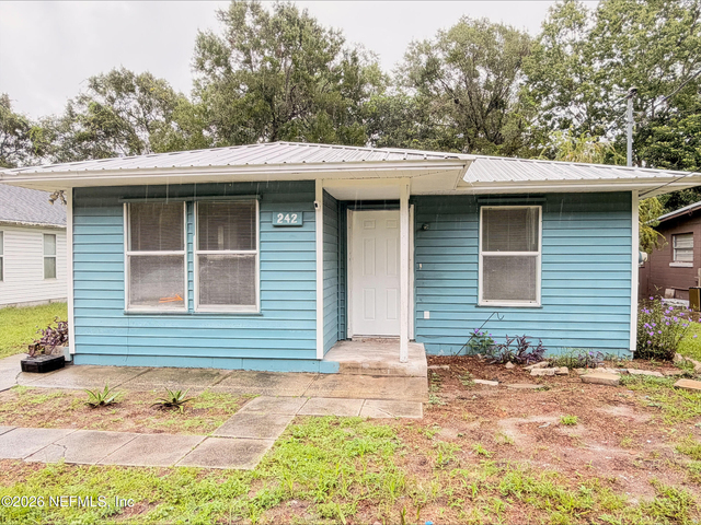 242 S Holmes Boulevard - Photo 1