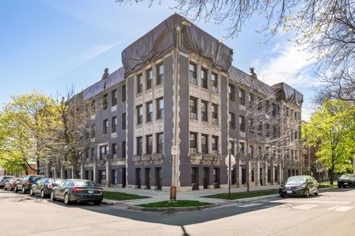 4875 N Magnolia Avenue - Photo 1