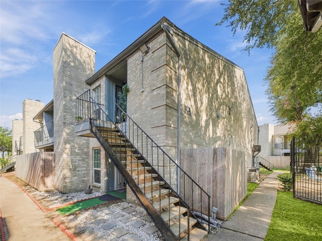 6500 Sands Point Drive - Photo 1