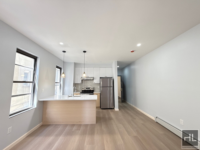 Steinway Street - Photo 1
