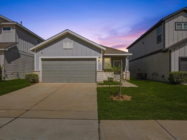 23426 Wrexham Street - Photo 1