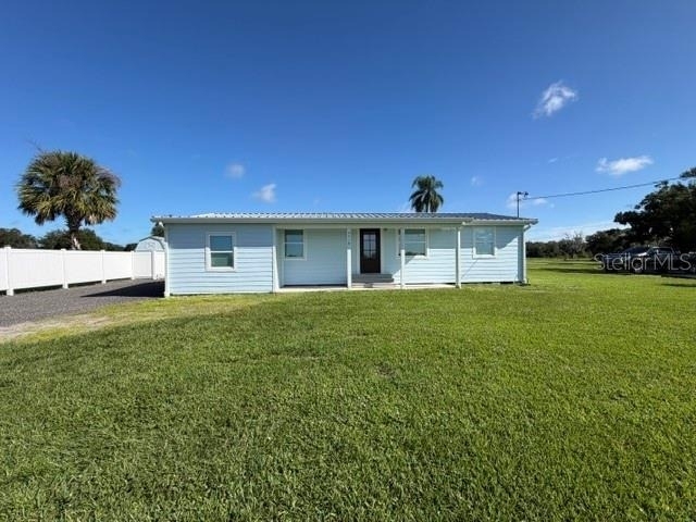 4519 Ne County Road 660 - Photo 1